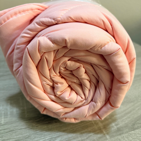 Ambesonne Other - Ambesonne Pink Microfiber Down Alternative Comforter Estimated Queen New Sealed